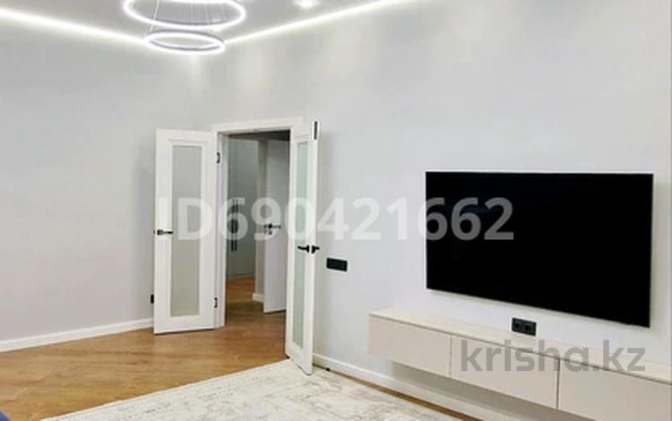 3-комнатная квартира, 84 м², 5/6 этаж, Райымбек батыра 54 — 