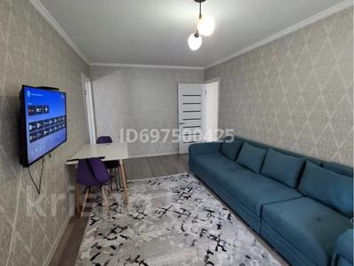2-комнатная квартира · 50 м² · 5/5 этаж, Муратбаева 17 за 12 000 〒 в 