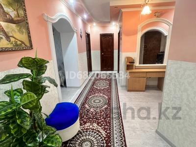 3-комнатная квартира · 90 м² · 8/10 этаж, Майкудук, Майкудук, 11а микрорайон — Возле больницы ,напротив парка за 25 млн 〒 в Караганде, Алихана Бокейханова р-н