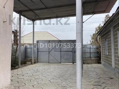Жеке үй · 4 бөлме · 110 м² · 7 жүзд., 2-й переулок Сухамбаева 52, бағасы: 27 млн ₸ в Таразе
