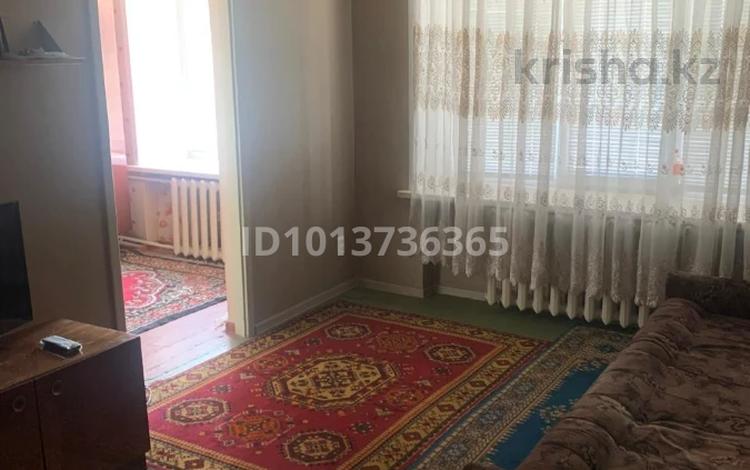2-комнатная квартира · 42.7 м² · 1/5 этаж, проспект Назарбаева 33 за 15 млн ₸ в Усть-Каменогорске — фото 5