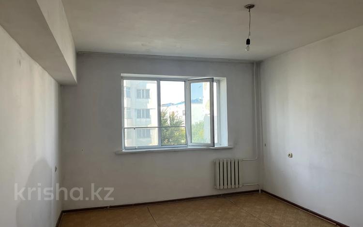 4-комнатная квартира, 116 м², 3/5 этаж помесячно, 12мкр Астана 16