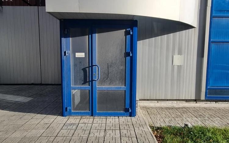 Свободное назначение, магазины и бутики, склады, салоны красоты, фитнес и спорт, медцентры и аптеки, развлечения, кабинеты и рабочие места, студии · 440 м² за ~ 1.5 млн 〒 в Костанае — фото 2