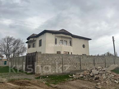 Отдельный дом · 9 комнат · 285 м² · 15 сот., Бурлибаева 16а за 55 млн ₸ в Айша-Биби