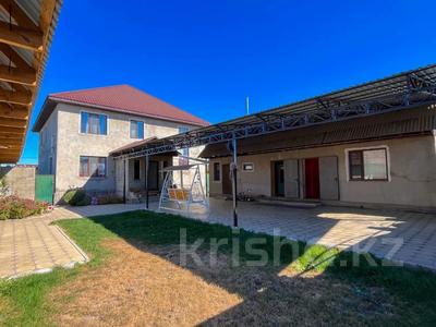 Отдельный дом · 7 комнат · 263 м² · 10 сот., Жибек жолы 50 за 75 млн 〒 в Талдыкоргане