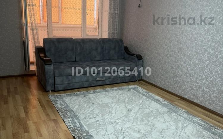 1-комнатная квартира · 40 м² · 3/5 этаж, мкр. Алтын орда, Тауельсиздик 4 за 120 000 ₸ в Актобе — фото 2