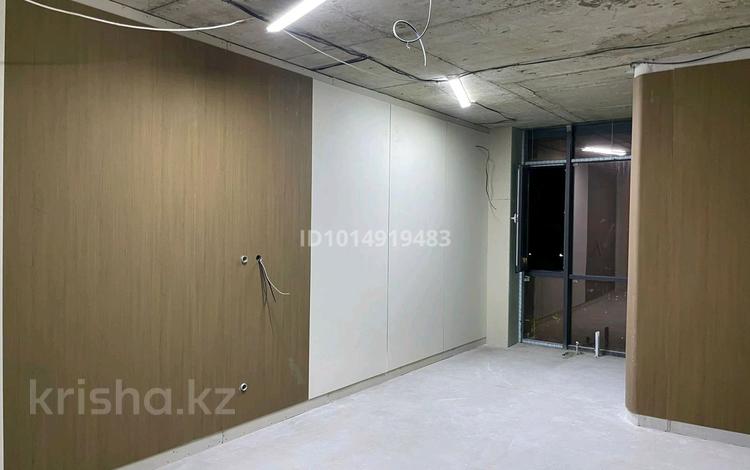 3-бөлмелі пәтер · 107 м² · 5/16 қабат, Гагарина проспект 124 — Абая, бағасы: 88 млн ₸ в Алматы, Бостандыкский р-н — фото 2