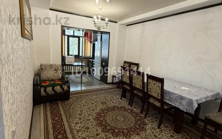 4-бөлмелі пәтер · 63.7 м² · 2/5 қабат, Абая 157 — чайхана Каусар, фиркан, бағасы: 30 млн 〒 в Таразе — фото 2