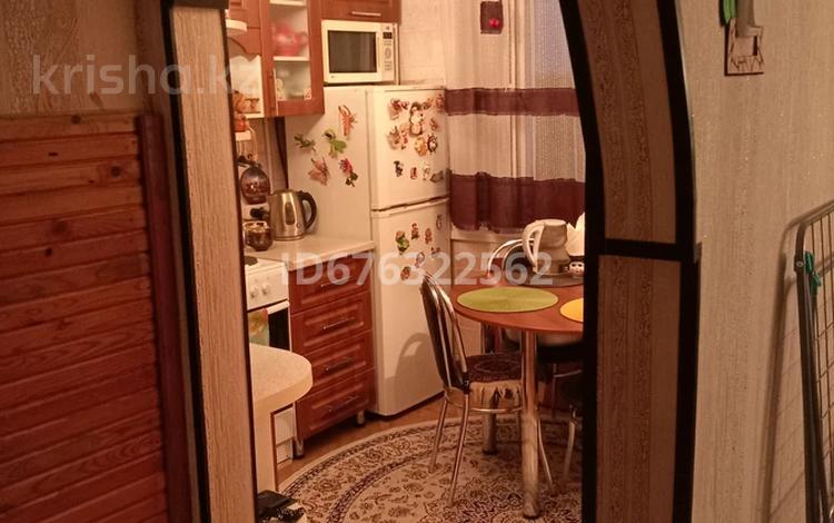 1-комнатная квартира, 31 м², 3/3 этаж, Сатпаева 61 за 7.8 млн 〒 в Жезказгане — фото 2
