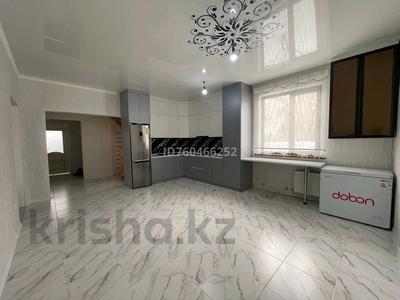 Отдельный дом · 5 комнат · 138 м² · 6 сот., Республика Қазақстан 45а — Рядом школы и садика за 27 млн 〒 в Батане