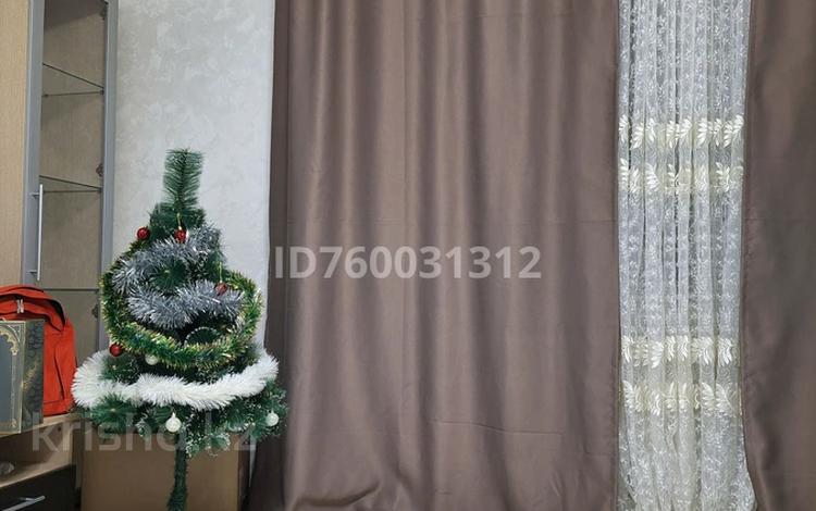 2-комнатная квартира · 43 м² · 2/5 этаж, мкр Центральный, Махамбета Утемисова — Абая-Махамбета Утемисова за 20 млн 〒 в Атырау — фото 2