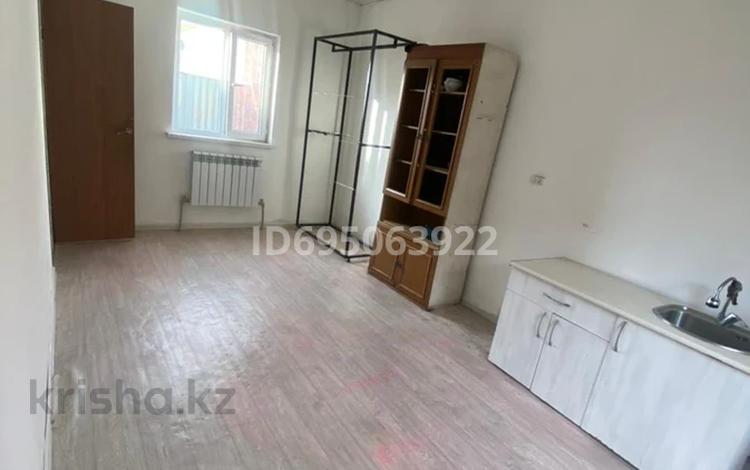 1-бөлмелі пәтер · 38 м² · 1/1 қабат, Кокжиек 16, бағасы: 65 000 ₸ в Аскара Токпанова (Казцик) — фото 2