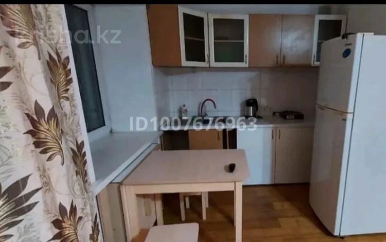 1-комнатная квартира · 31 м² · 1/5 этаж, Назарбаева 33 — Виноградова за 8 000 〒 в Усть-Каменогорске — фото 2