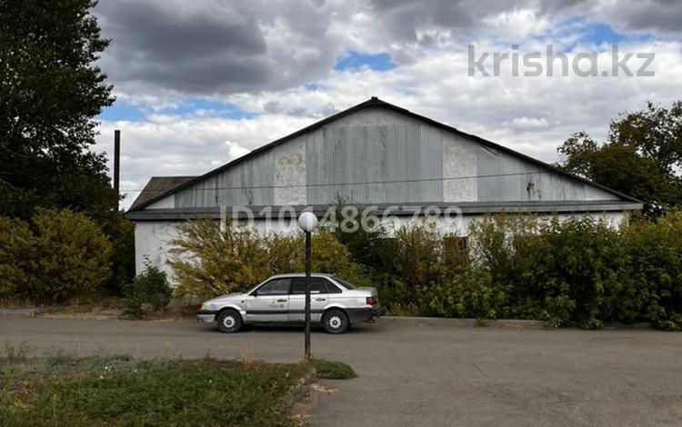 Еркін · 450 м², бағасы: 10 млн ₸ в Аманкарагае — фото 2