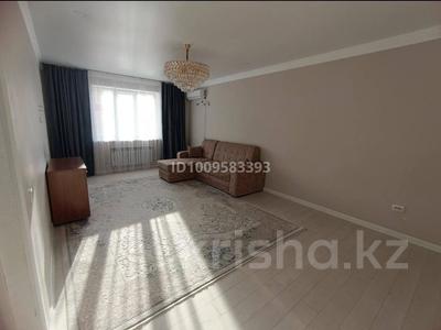 2-комнатная квартира · 75 м² · 3/9 этаж, мкр Нурсая, Таумуш Жумагалиев 15 за 230 000 〒 в Атырау