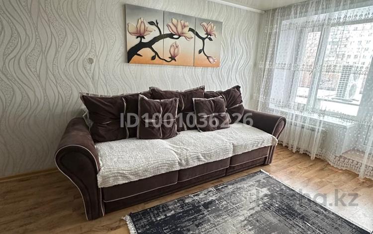 2-бөлмелі пәтер · 48 м² · 2/9 қабат, Жаңа қала ш/а., Абдирова 26, бағасы: 13 000 ₸ в Караганде, Казыбек би р-н — фото 2