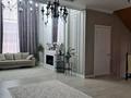 Отдельный дом · 10 комнат · 700 м² · 12 сот., улица Абдолова 52А — Московская за 250 млн ₸ в Уральске — фото 11