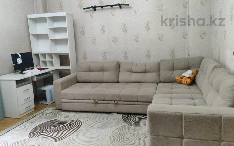 2-комнатная квартира · 70 м² · 1/3 этаж, Шамширак 11 за 250 000 ₸ в Алматы — фото 2