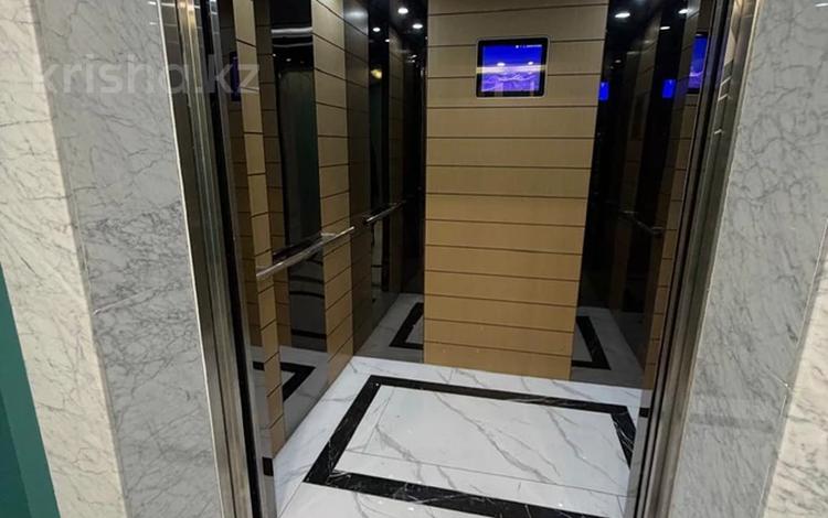 3-комнатная квартира · 102.3 м² · 3/8 этаж, Мангилик ел 30 за 72 млн ₸ в Астане, Есильский р-н — фото 3