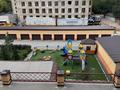 5-бөлмелі пәтер · 240 м² · 3/8 қабат, мкр Михайловка , Аманжолова 41 — магазин школьник, бағасы: 150 млн ₸ в Караганде, Казыбек би р-н — фото 27