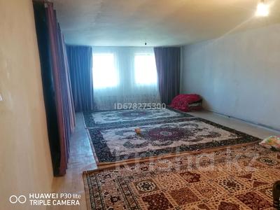 Жеке үй · 4 бөлме · 140 м² · 14 жүзд., Әйтеке би 121 — Хромтауский район посёлок Акжар, бағасы: 5 млн ₸