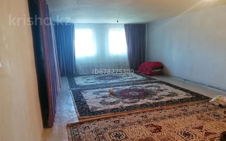 Жеке үй · 4 бөлме · 140 м² · 14 жүзд., Әйтеке би 121 — Хромтауский район посёлок Акжар, бағасы: 5 млн ₸ — фото 3
