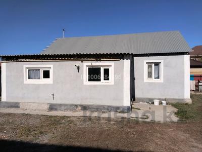 Отдельный дом · 2 комнаты · 70 м², Қызылжар 54 — 20 маршрут конечный за 70 000 〒 в Актобе, жилой массив Юго-Запад-1