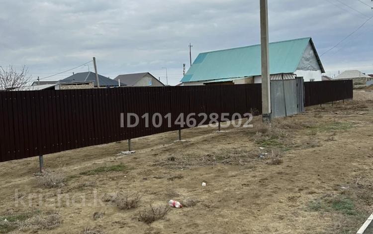 Отдельный дом · 2 комнаты · 40 м² · 8 сот., мкр Кайнар, Қадым сармоллина 17 за 8 млн ₸ в Атырау — фото 2