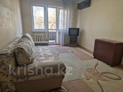 3-комнатная квартира · 58 м² · 4/4 этаж · помесячно, мкр №4 4 за 250 000 〒 в Алматы, Ауэзовский р-н