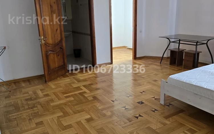 1 комната · 65 м² · 2 этаж, мкр Коктобе, Коктобе,ул Кызжибек 87 — Омарова за 70 000 ₸ в Алматы, Медеуский р-н — фото 2