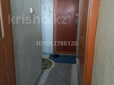 1-бөлмелі пәтер · 32 м² · 4/5 қабат, мкр Акбулак 8, бағасы: 100 000 ₸ в Таразе