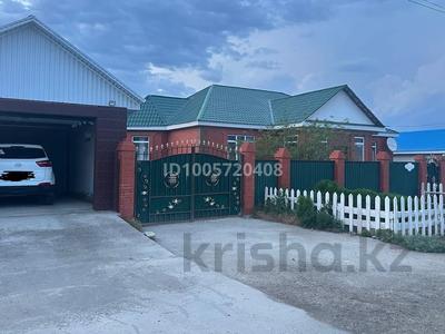 Жеке үй · 6 бөлме · 180 м² · 10 жүзд., Өркен ш/а., Оркен 11, бағасы: 45 млн ₸ в Атырау, мкр Оркен