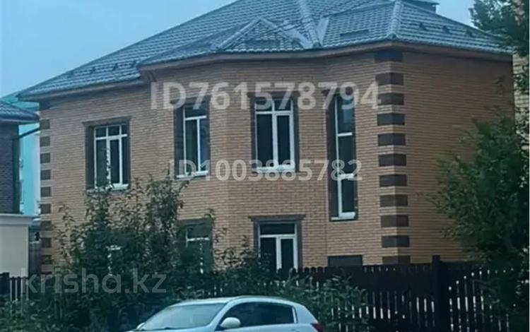 Отдельный дом · 8 комнат · 300 м² · 5 сот., Самар 110 — Сарайшык за 1 млн ₸ в Уральске, мкр Школьник — фото 2