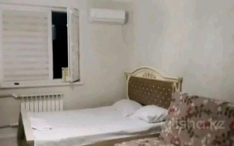 1-комнатная квартира · 42 м² · 5/6 этаж, 17-й мкр 90-дом за 7 000 〒 в Актау — фото 2