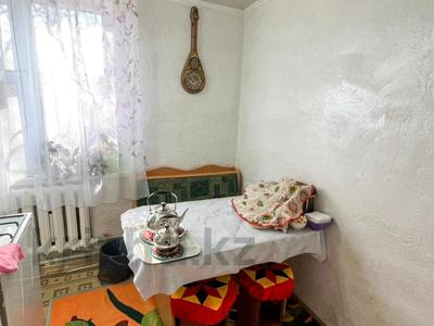 3-бөлмелі пәтер · 54 м² · 2/2 қабат, 9 площадка 5, бағасы: 10.5 млн ₸ в Талдыкоргане, мкр военный городок Жулдыз