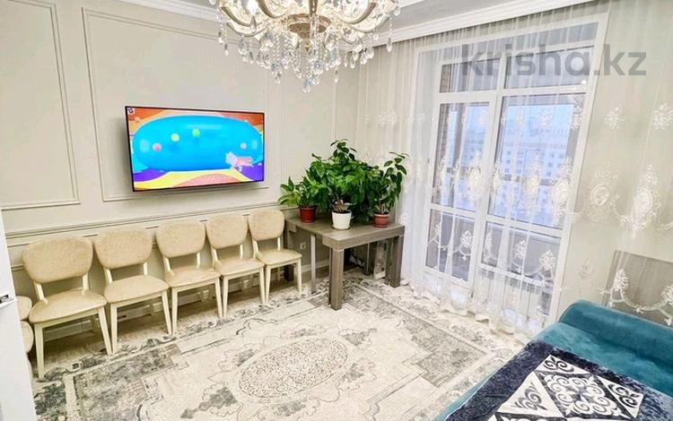 3-бөлмелі пәтер · 81.3 м² · 10/10 қабат, Максут Нарикбаев 22, бағасы: 55 млн ₸ в Астане, Нура р-н — фото 2