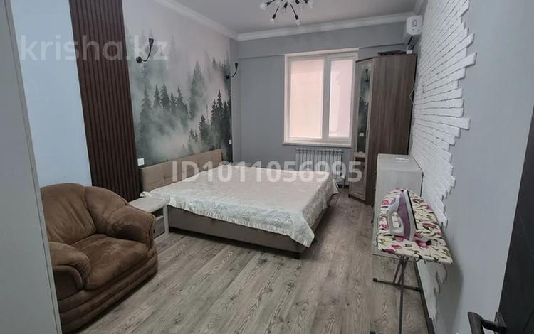 2-бөлмелі пәтер · 76 м² · 6/9 қабат, 17-й мкр 97 — Сзади школы #31, бағасы: 320 000 ₸ в Актау — фото 2