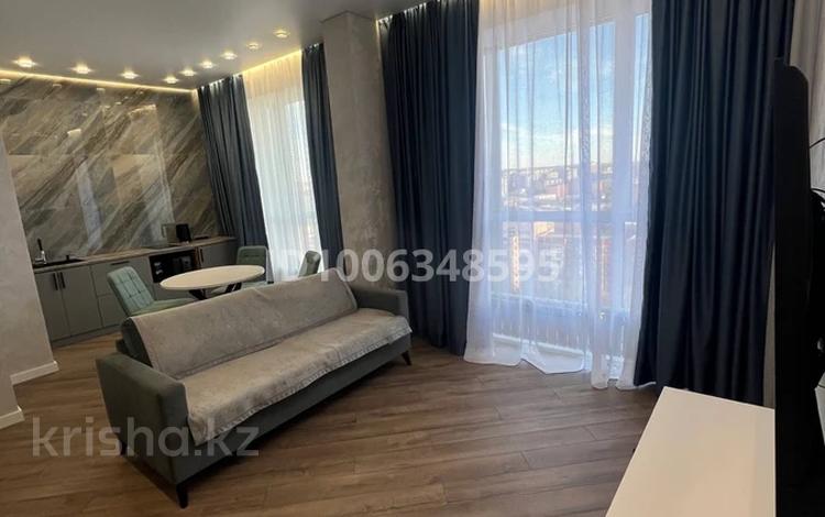 1-комнатная квартира · 47 м² · 17/17 этаж, мкр Юго-Восток, Республики за 20 000 ₸ в Караганде, Казыбек би р-н — фото 2