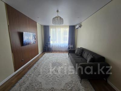 2-комнатная квартира · 62 м² · 8/9 этаж, мкр Нурсая, Абулхайр-хана 69/4, 69/5 за 350 000 〒 в Атырау