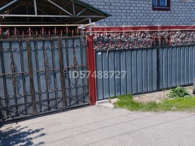 Жеке үй · 6 бөлме · 200 м² · 7 сот., Асанова 2 — Куоманова, бағасы: 33 млн 〒 в Талдыкоргане