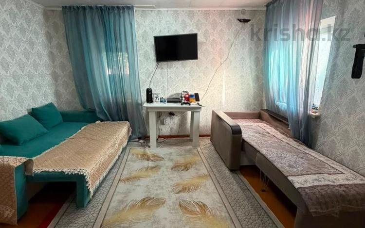 Отдельный дом · 2 комнаты · 37 м² · 6 сот., Абая 260 за 6.5 млн ₸ в Усть-Каменогорске — фото 4