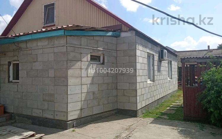 Отдельный дом · 5 комнат · 110 м² · 4.7 сот., Семей 10 — Жамбула за 35 млн 〒 в Уральске — фото 2