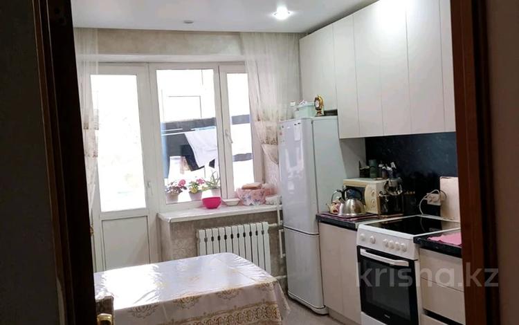 1-комнатная квартира · 37 м² · 2/4 этаж, Казыбек Би 5/2 за 17 млн ₸ в Усть-Каменогорске — фото 2