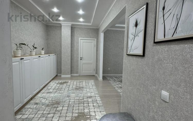 2-бөлмелі пәтер · 89 м² · 1/4 қабат, Мухита Калимова 24/2, бағасы: 350 000 ₸ в Атырау — фото 7