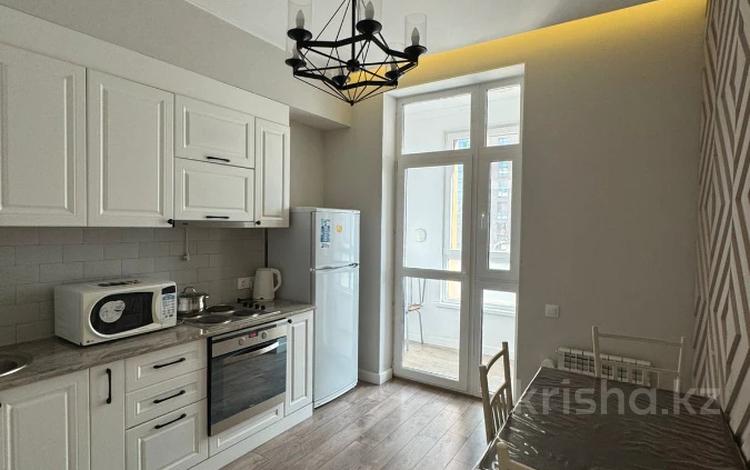2-комнатная квартира · 45 м² · 3/6 этаж, Алихана Бокейханова за 37.5 млн ₸ в Астане, Есильский р-н — фото 2