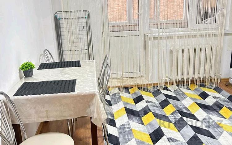 2-комнатная квартира · 68 м² · 2/9 этаж, мкр. Зачаганск пгт 83/2 — Мункеулы за 15 000 〒 в Уральске — фото 2