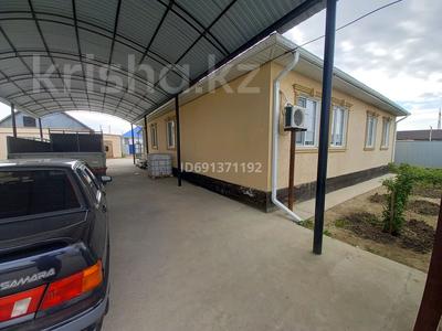 Жеке үй · 5 бөлме · 160 м² · 9 жүзд., Жұлдыз ш/а., Урыс хан 6, бағасы: 37 млн ₸ в Атырау, мкр Жулдыз