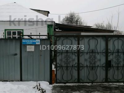 Жеке үй · 4 бөлме · 73 м² · 10 сот., Шестакова 66 — Угол улицы Даирова, бағасы: 17.5 млн ₸ в Карабулаке