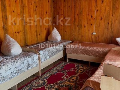 Дом · 3 комнаты · 30 м², Мерей 8/2 за 5 000 ₸ в Бурабае