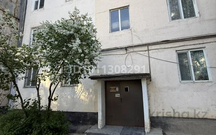 2-бөлмелі пәтер · 65 м² · 2/4 қабат, Койбакова, бағасы: 13 млн ₸ в Таразе — фото 2